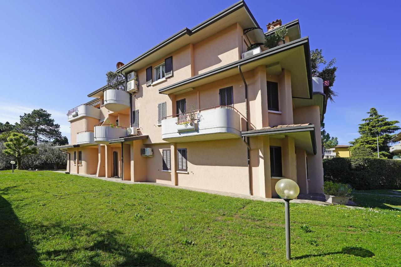 Appartamento Borgo Del Grillo P2-9 By Wonderful Italy Sirmione Esterno foto